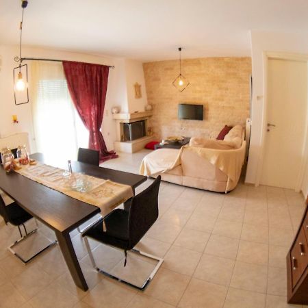 A Quiet Apartment Close To The Sea กูเวส ภายนอก รูปภาพ