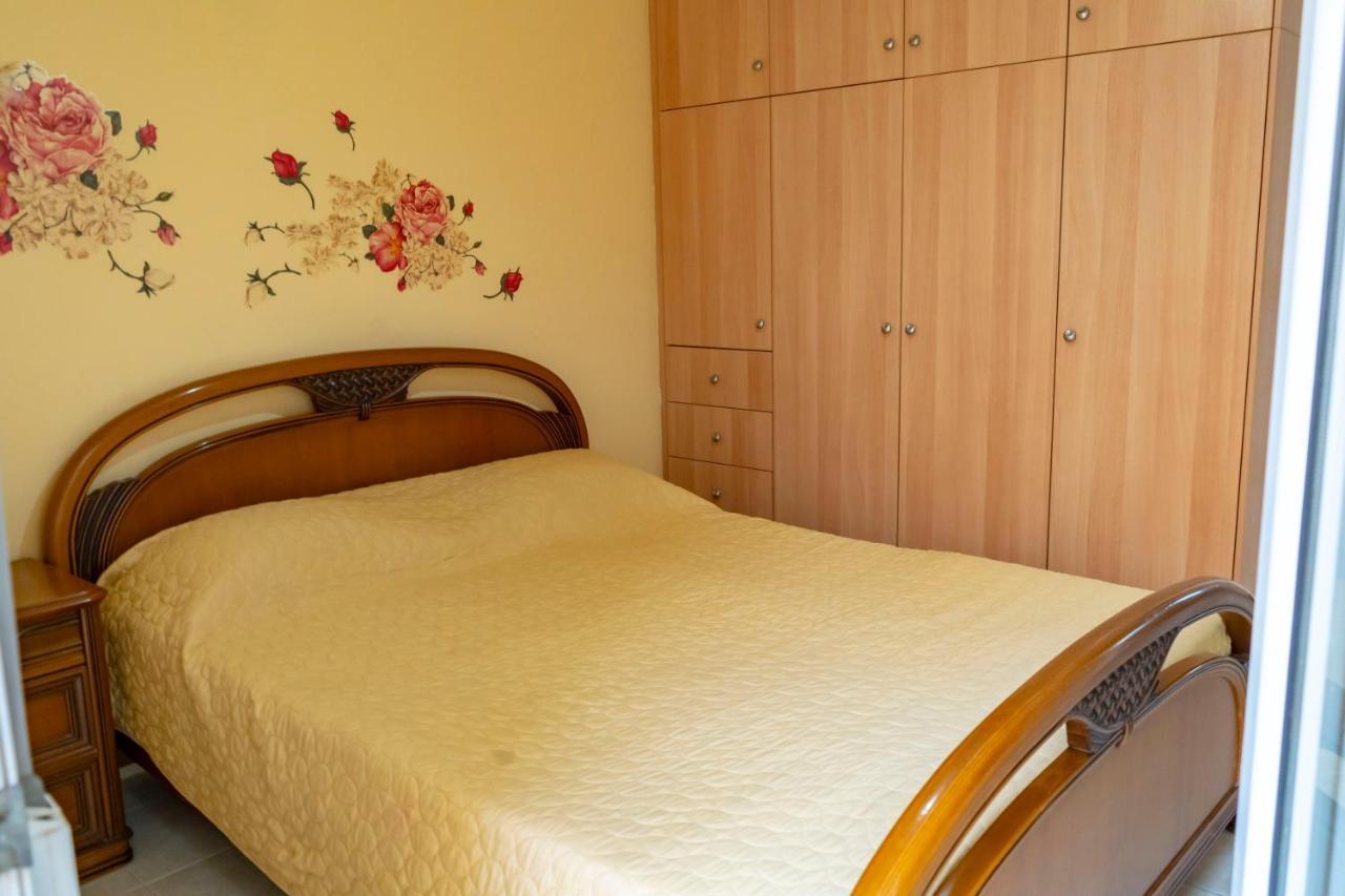 A Quiet Apartment Close To The Sea กูเวส ภายนอก รูปภาพ